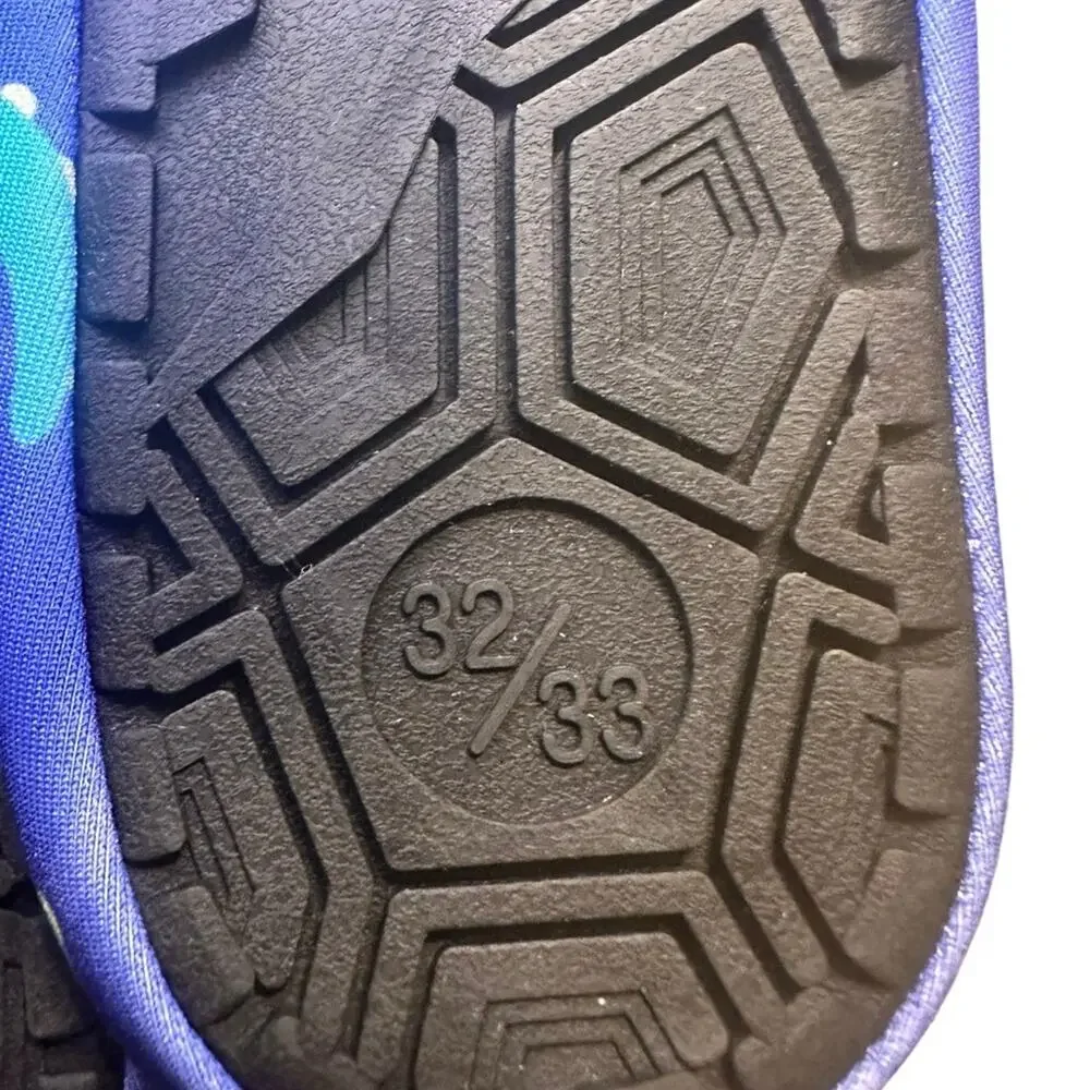Bergman Kelly Water Shoes for Kids New in Bag Size 1-2